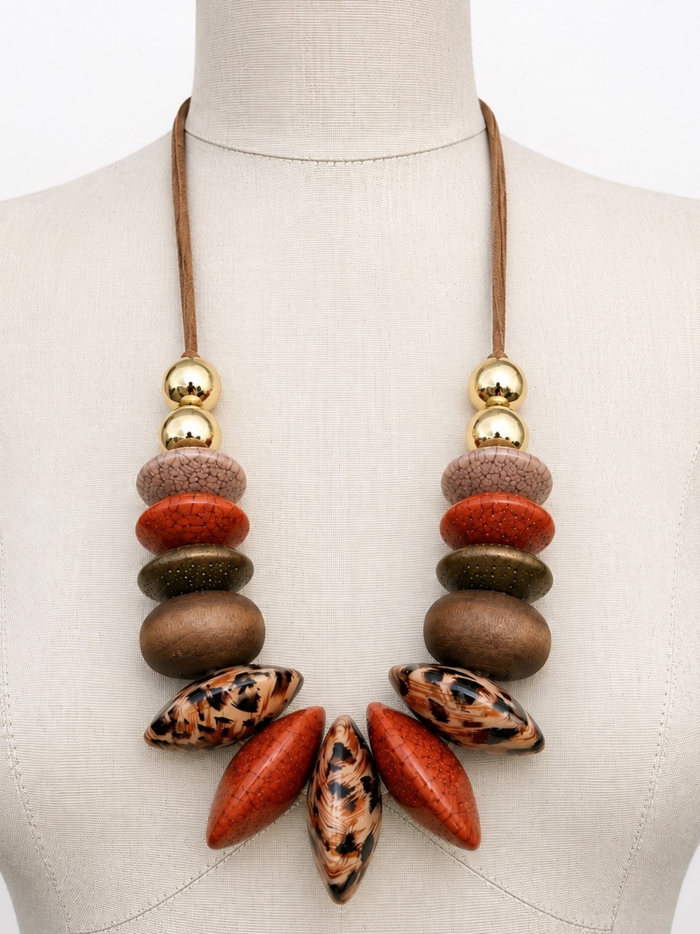 Unbranded Mixed Media Wood Resin Suede Artisan-inspired Statement Necklace
